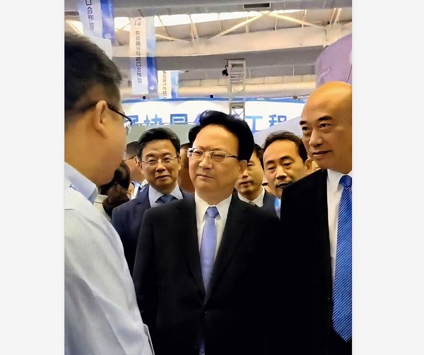 <b>2019年時任陜西省委副書記、省長；現任國務院副總理、黨組成員劉國中與時任吉林省委副書記、省長；現任吉林省委書記、省人大常委會主任景俊海蒞臨指導工作</b>